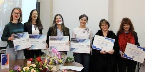 studenteee paris inghetata