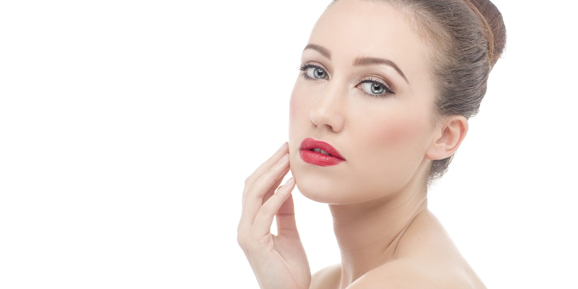 femeie fata ten ruj buze