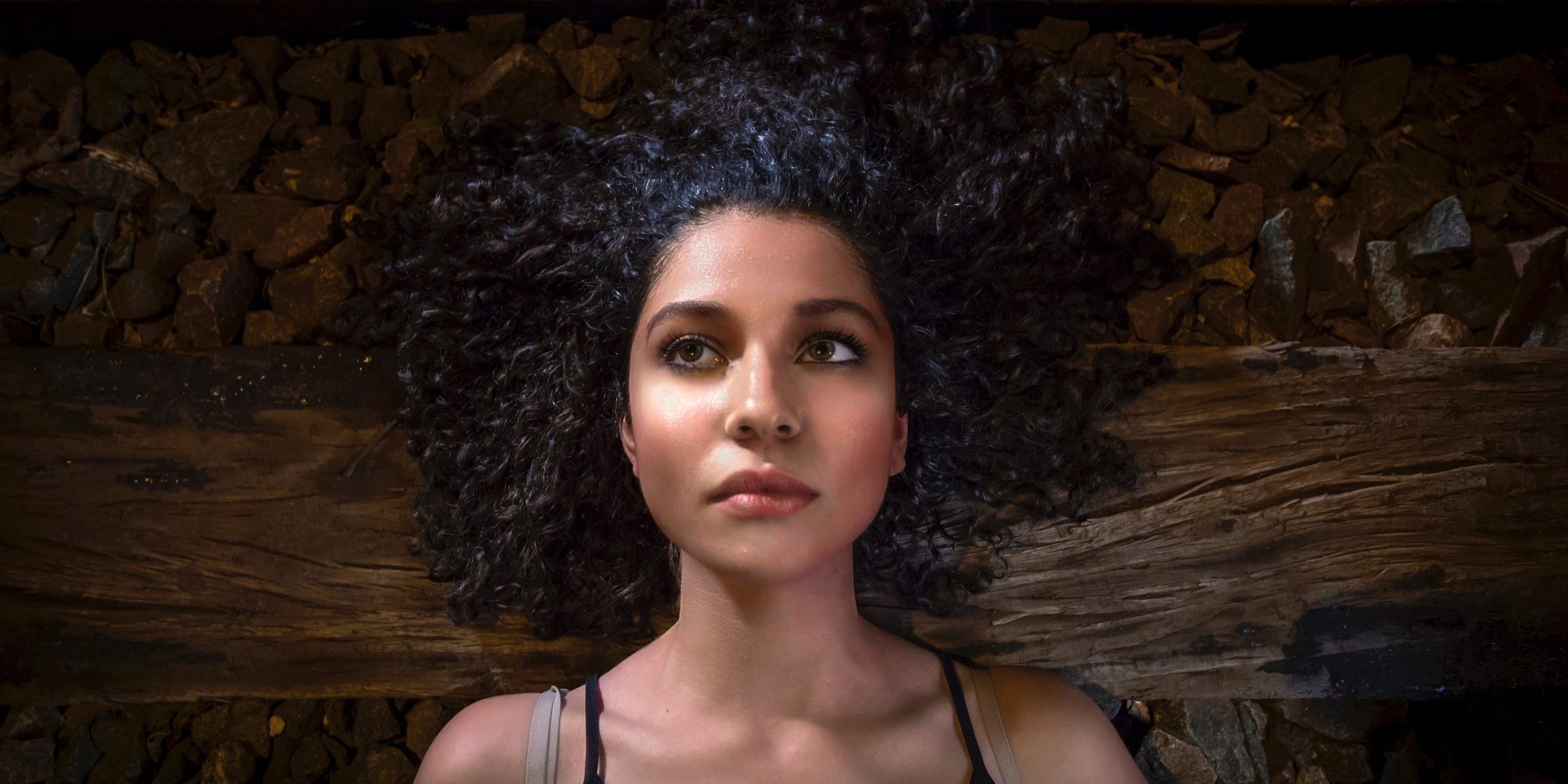 fata, femeie, singura, singuratate, iubire