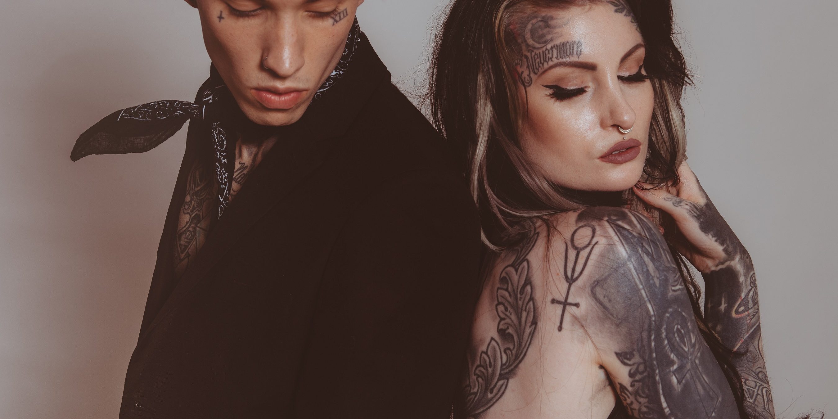 gelos, gelozie, cuplu, tatuaje