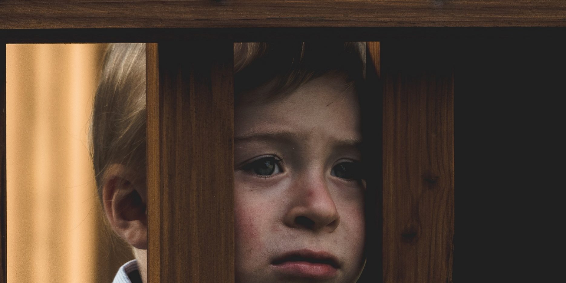 copil, trist, depresie