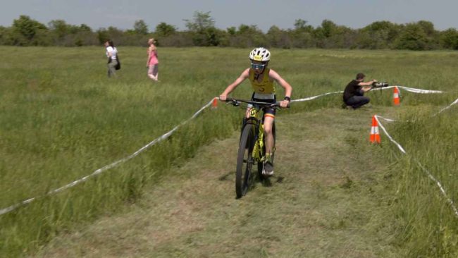 Micul-sportiv-in-proba-de-bicicleta