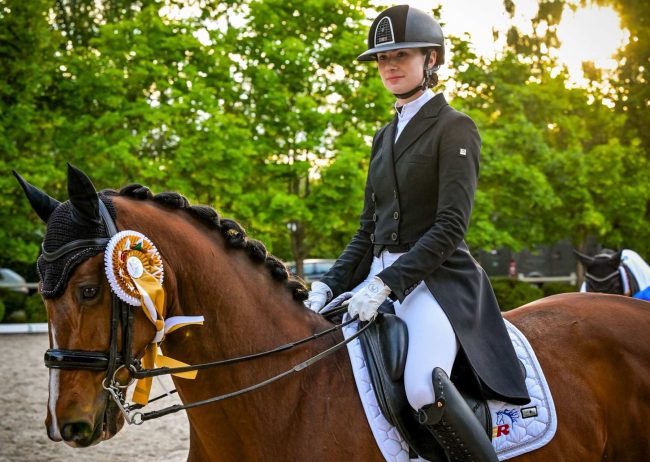 De-3-ani-Daria-s-a-mutat-in-Ungaria